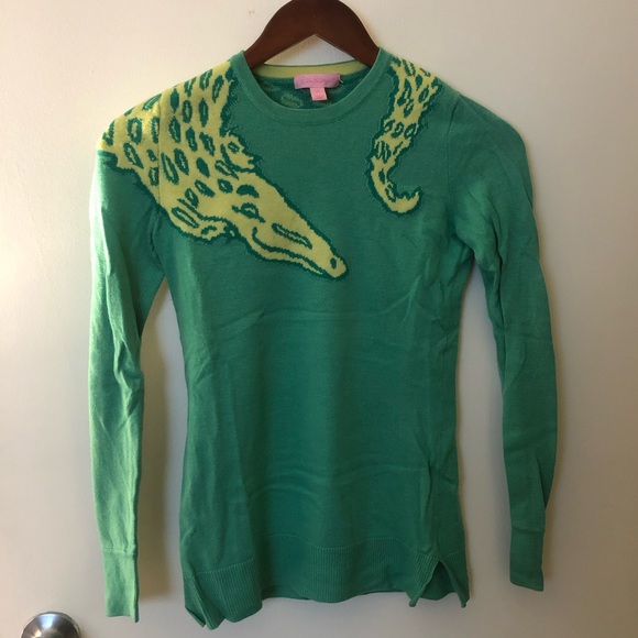 Lilly Pulitzer green alligator sweater with gold buttons - Picture 2 of 5